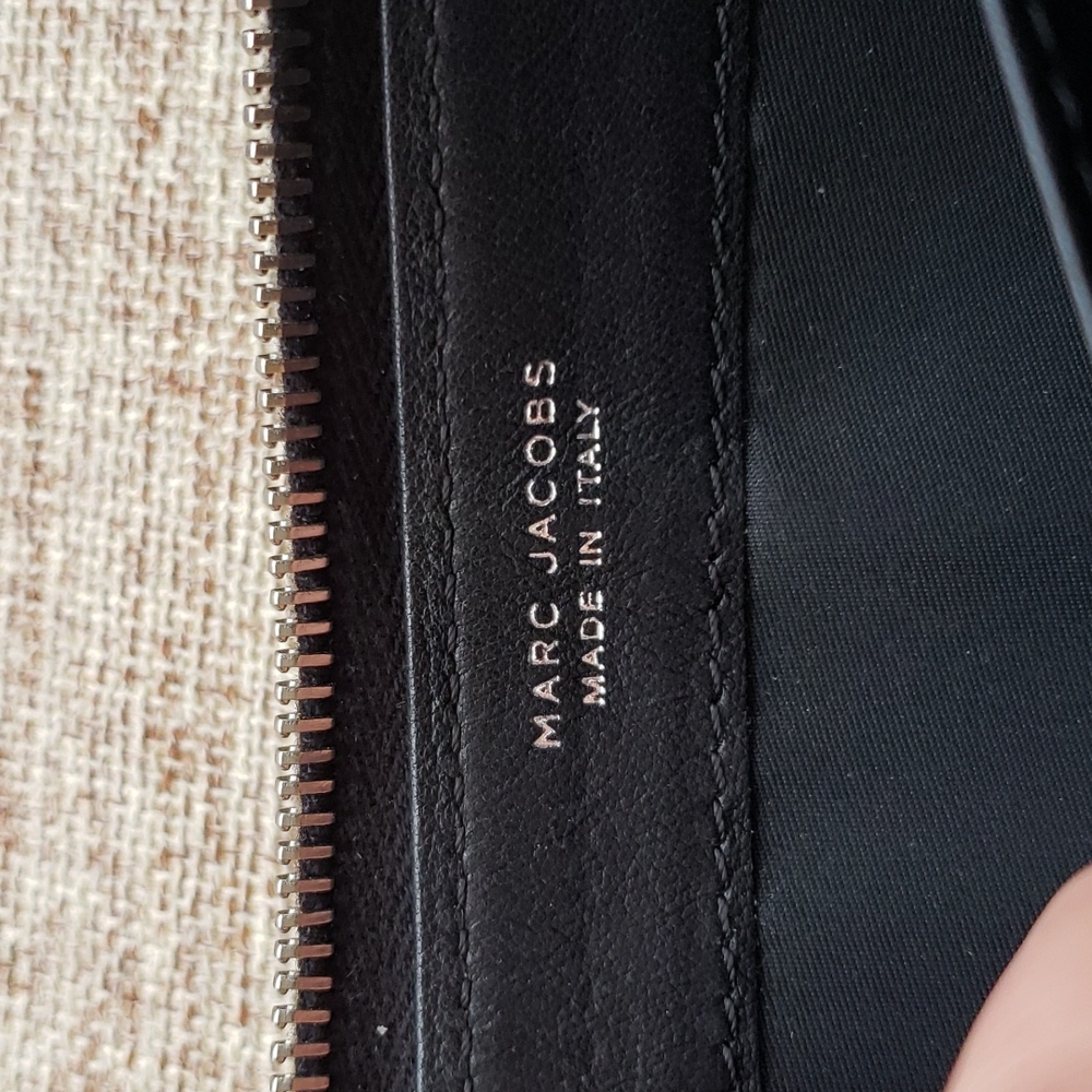 Marc Jacobs Wallet - Picture 8 of 10